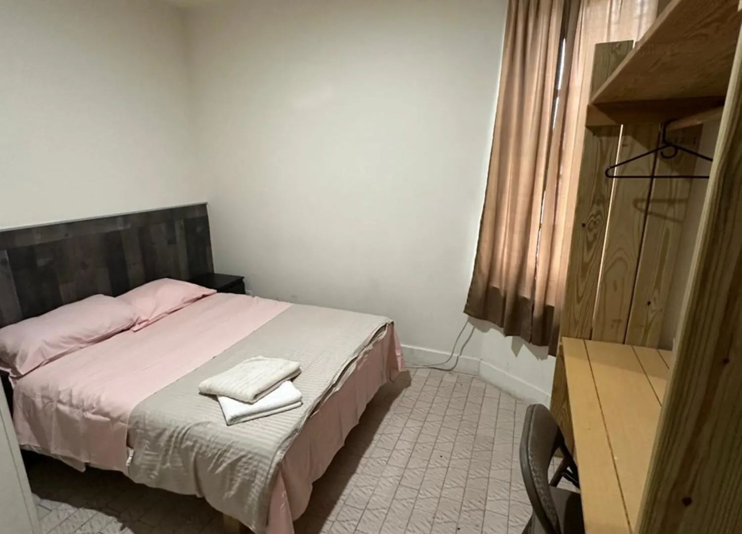 Hudson Yard 408 Hostel New York